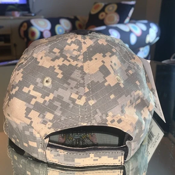 United States Marine Corps “Never Accept Defeat” NWT One Size - Picture 2 of 4